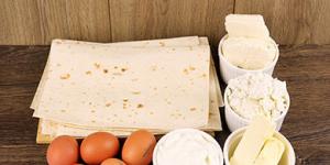 Dienos receptas: Lavash pyragas su sūriu ir žolelėmis